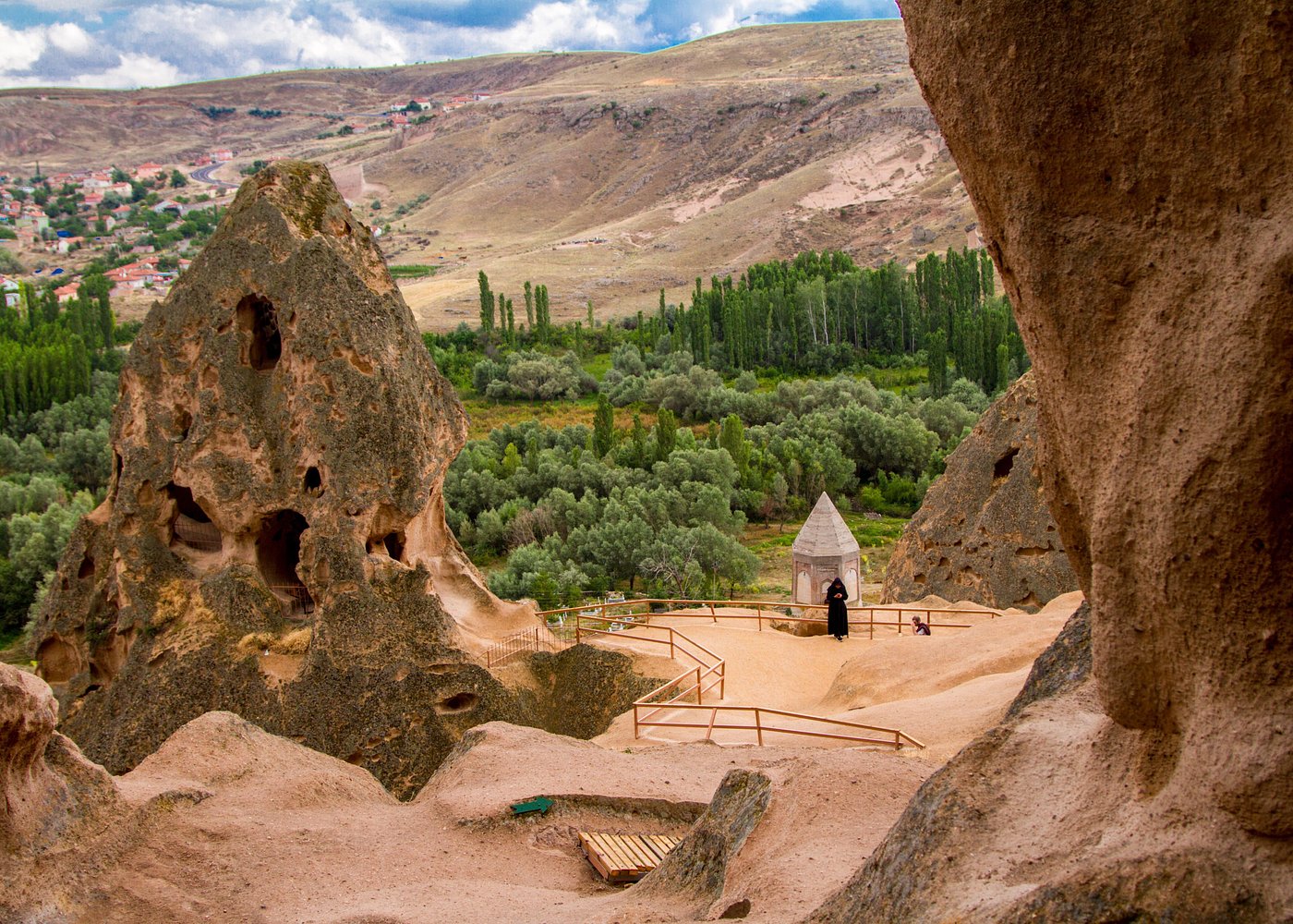 Green Tour (Small Group): Underground City, Ihlara Valley & Monastery